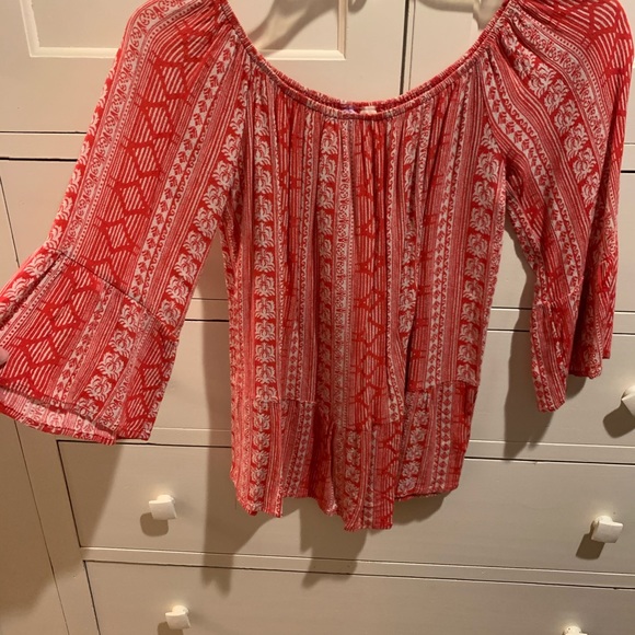 Red and white off the shoulder top - Picture 2 of 3